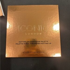 ICONIC London Hottin' Up Eyeshadow Palette - Gold